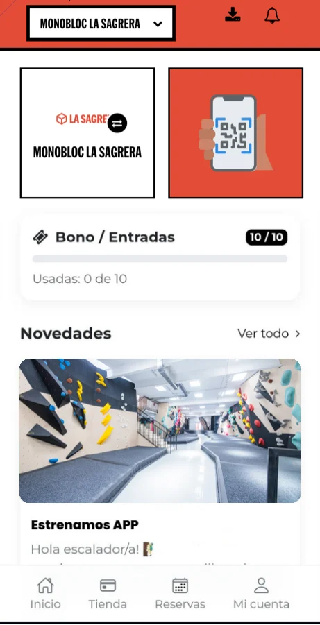 The app home screen: Monobloc La Sagrera gym, access QR code, punch card and news.